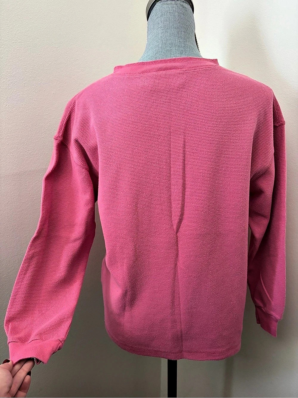 Vintage 80s Waffle Thermal Bubblegum Pink Henley Top - Picture 6 of 7